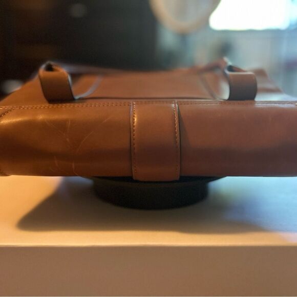 RADLEY LONDON Devonport Mews Genuine Leather Shoulder Bag in tan color - Picture 6 of 10